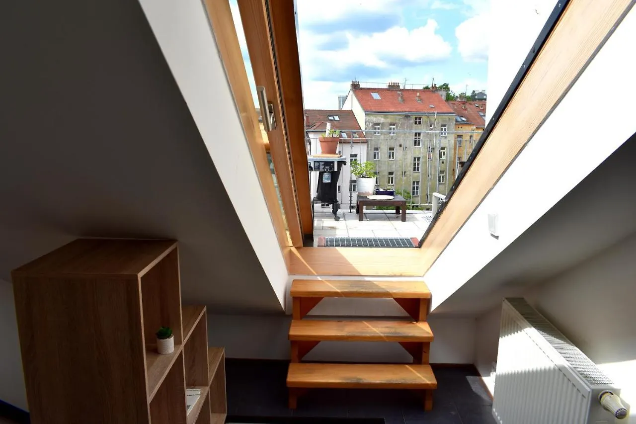 Lux Duplex Rooftop Loft With An Amazing Terrace & Home Cinema Praga Appartamento